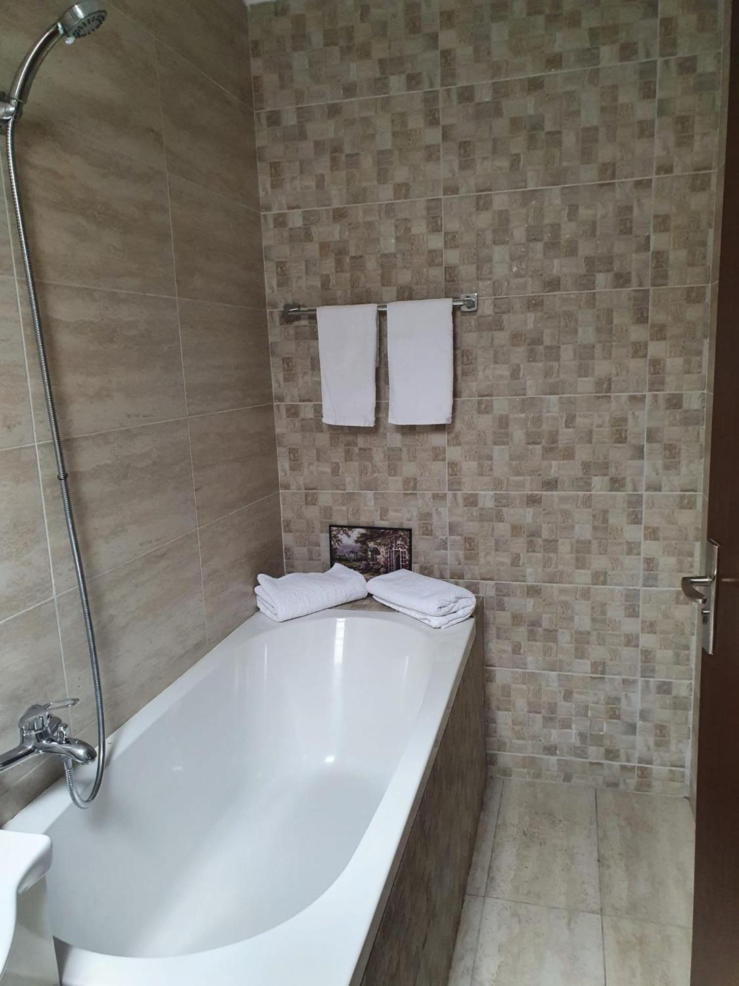 Ayana Central House Oradea Exterior foto